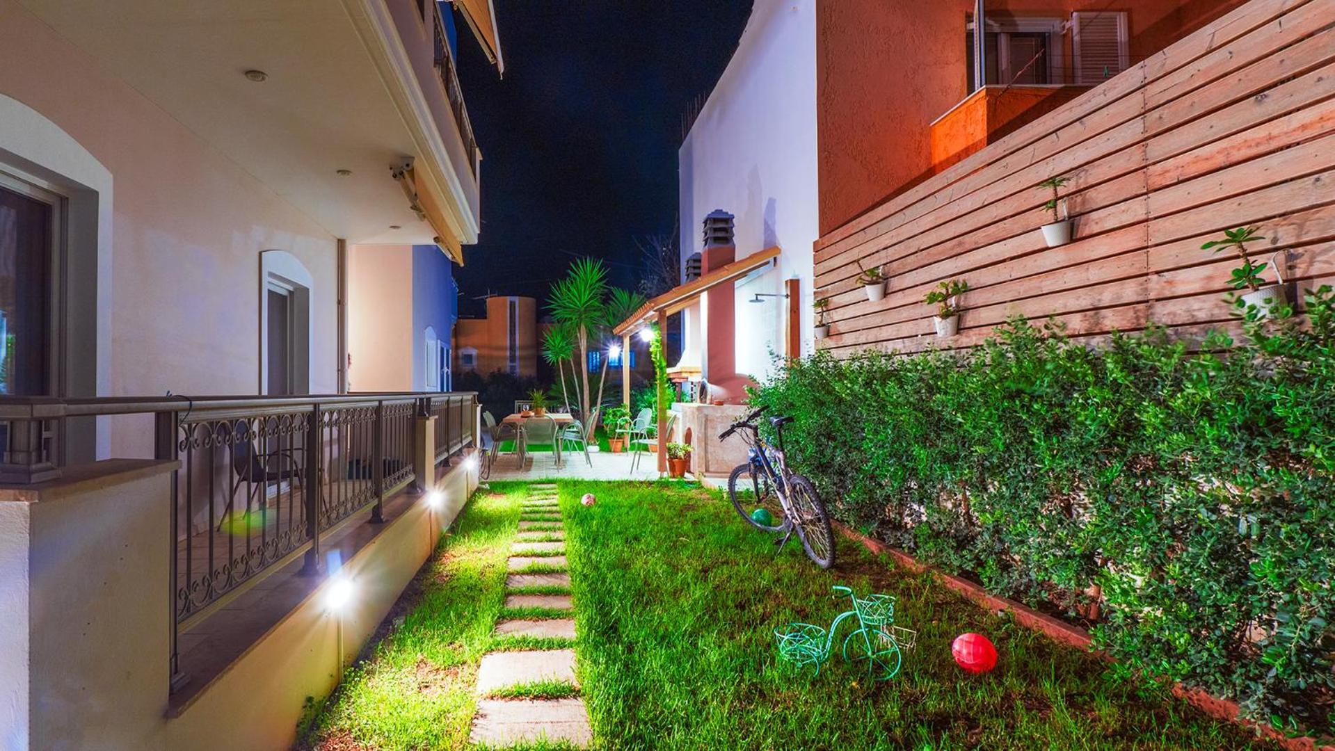 Vakakis-Me Apartments Palaiochora Exterior foto